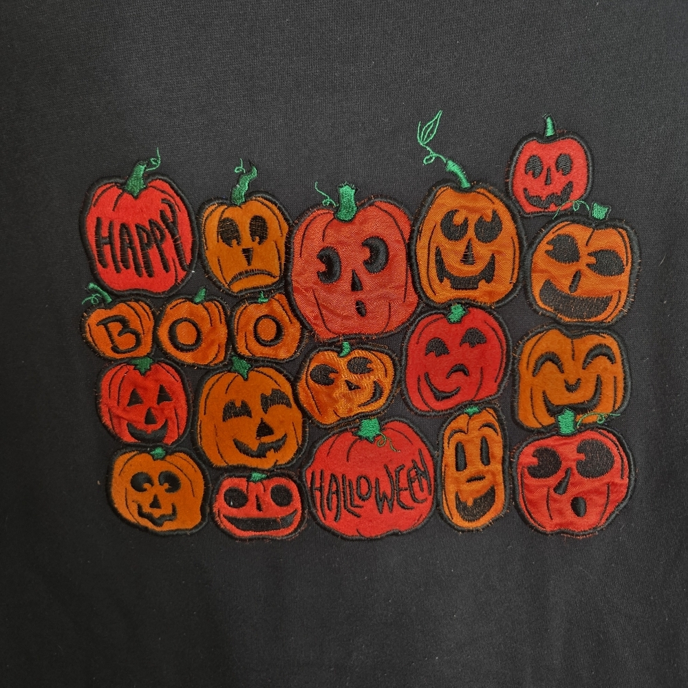 Basic Editions Black Pumpkin Patch Halloween Swea… - image 2